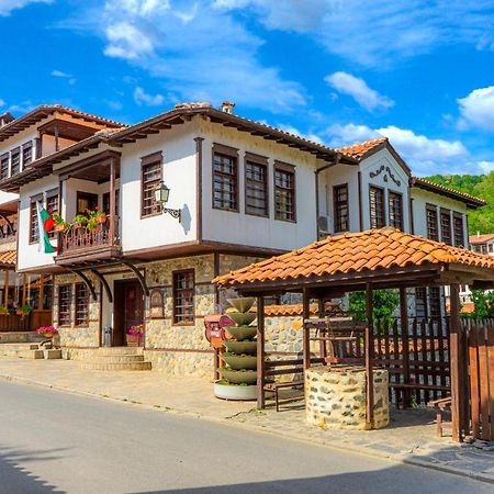 Alexandrov'S Houses Hotell Zlatograd Exteriör bild