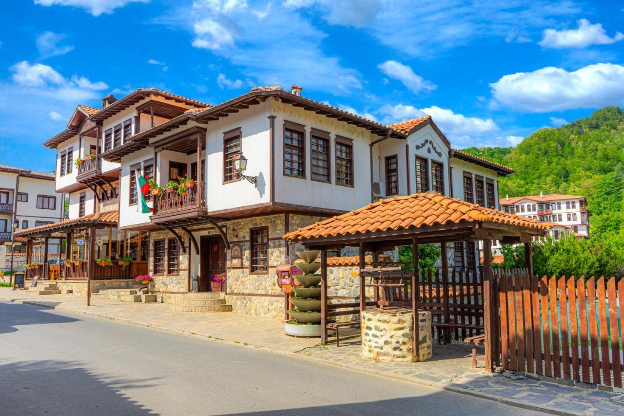 Alexandrov'S Houses Hotell Zlatograd Exteriör bild