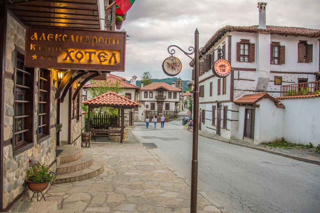 Alexandrov'S Houses Hotell Zlatograd Exteriör bild